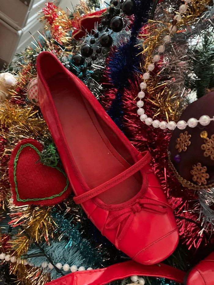 Ensemble ballerines 🥿rouge festives pointure 35 + sac