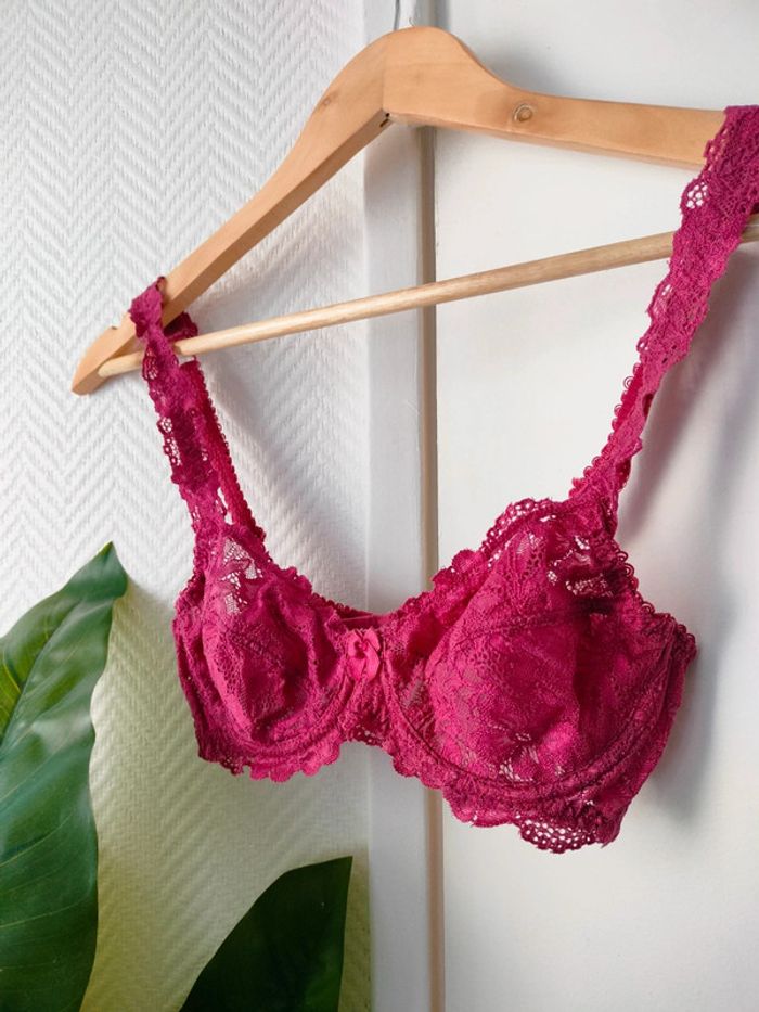 Soutien-gorge dentelle Framboise 85B