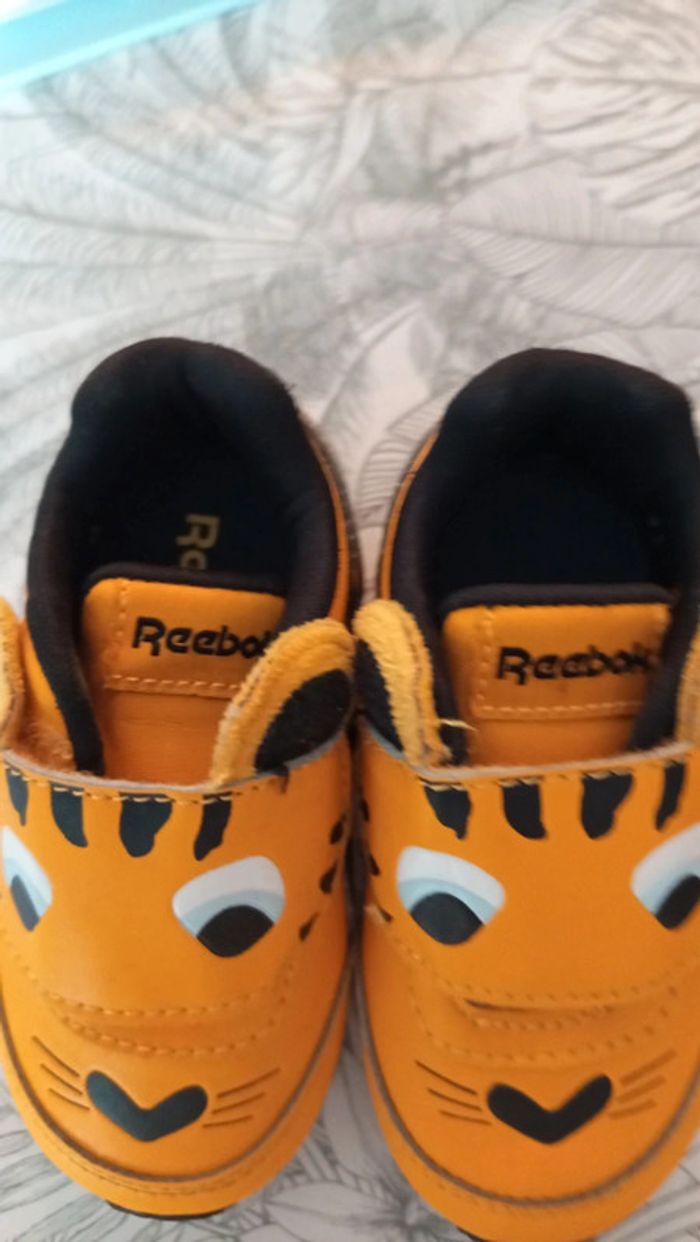 Basket taille 20 neuves - photo numéro 15