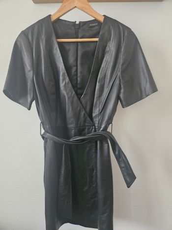 Robe en cuir kookai