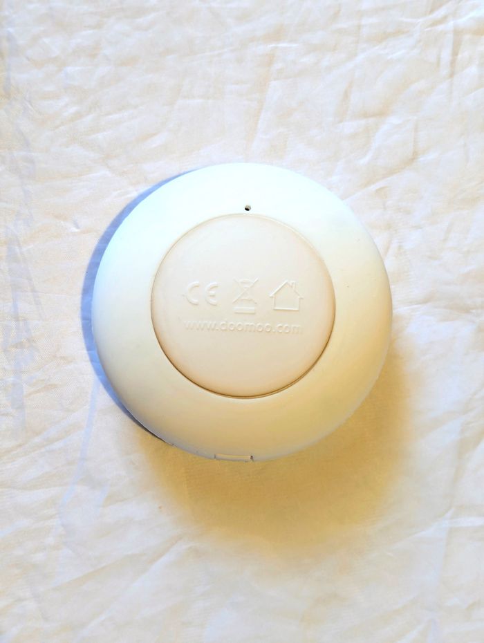 Petite Tête Ronde Bouton Blanche Luisante Lumineuse Robe Grise Peluche Petits Enfants Bébés - photo numéro 8