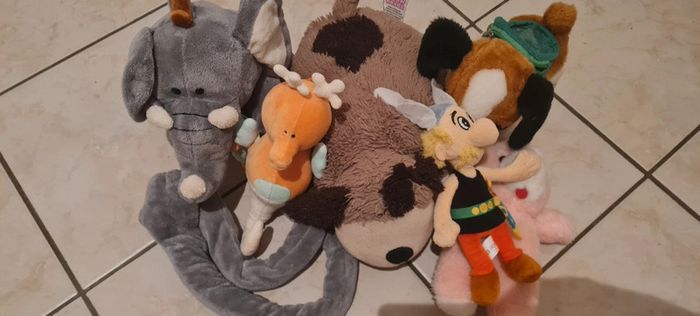Peluche asterix et autres