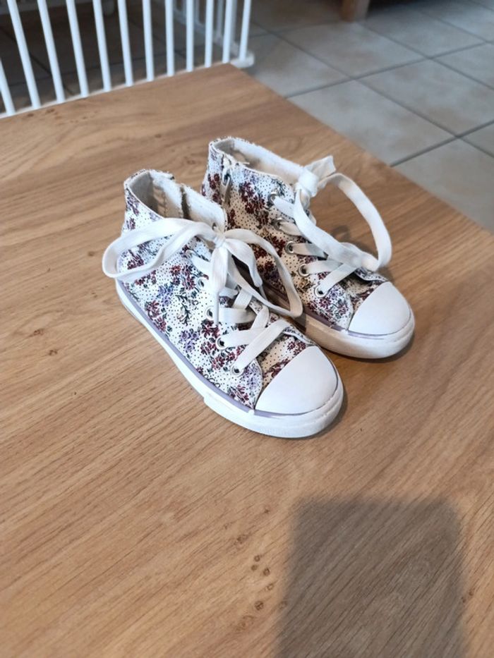 Chaussures montantes T28 - photo numéro 2