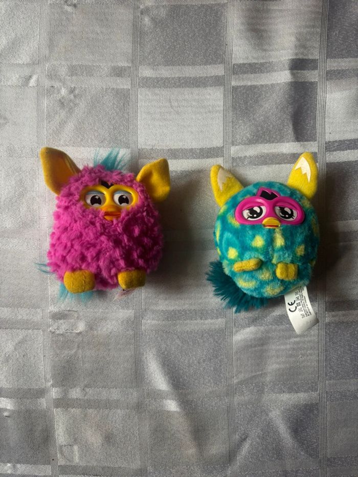 Lot furby