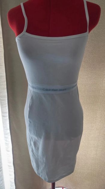 Robe Calvin Klein blanche taille S