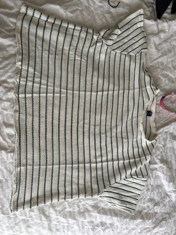 Très beau pull ajouré