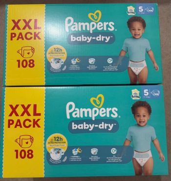 2 cartons de couches Pampers taille 5
