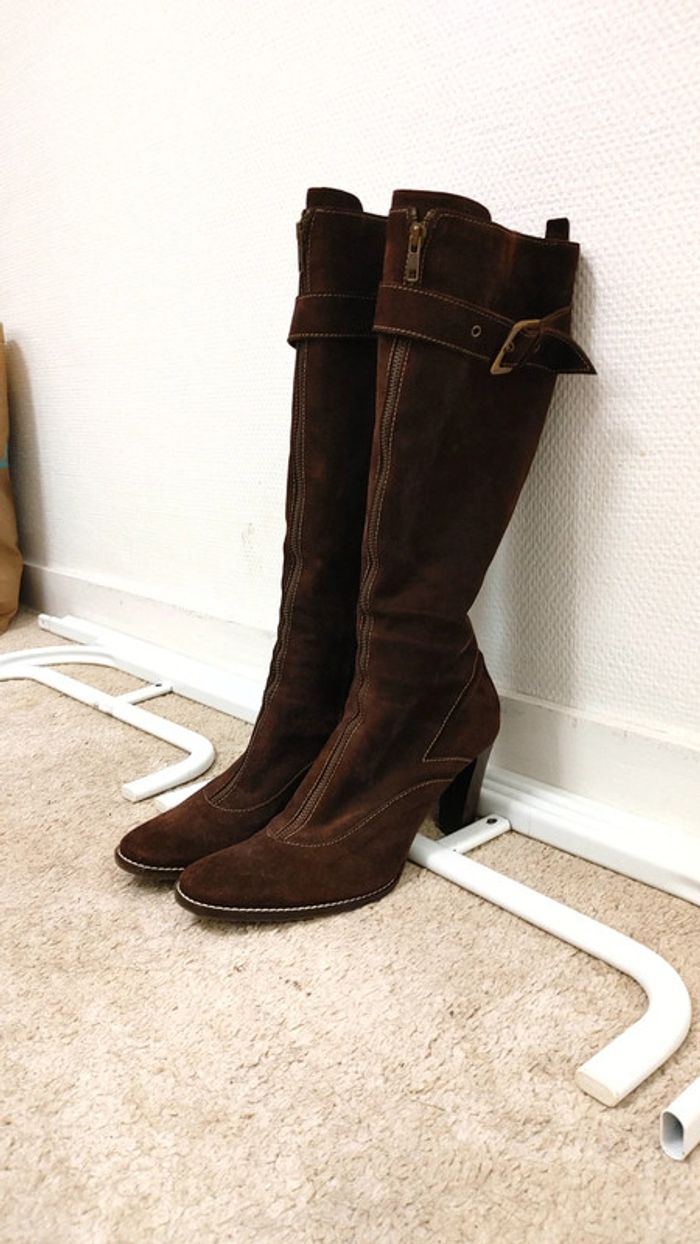 Bottes haute d'hiver intégralement fourré en laine daim marron talon carré bloc - photo numéro 17