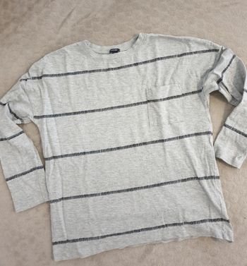 T-shirt manche longue Garçon taille 10ans