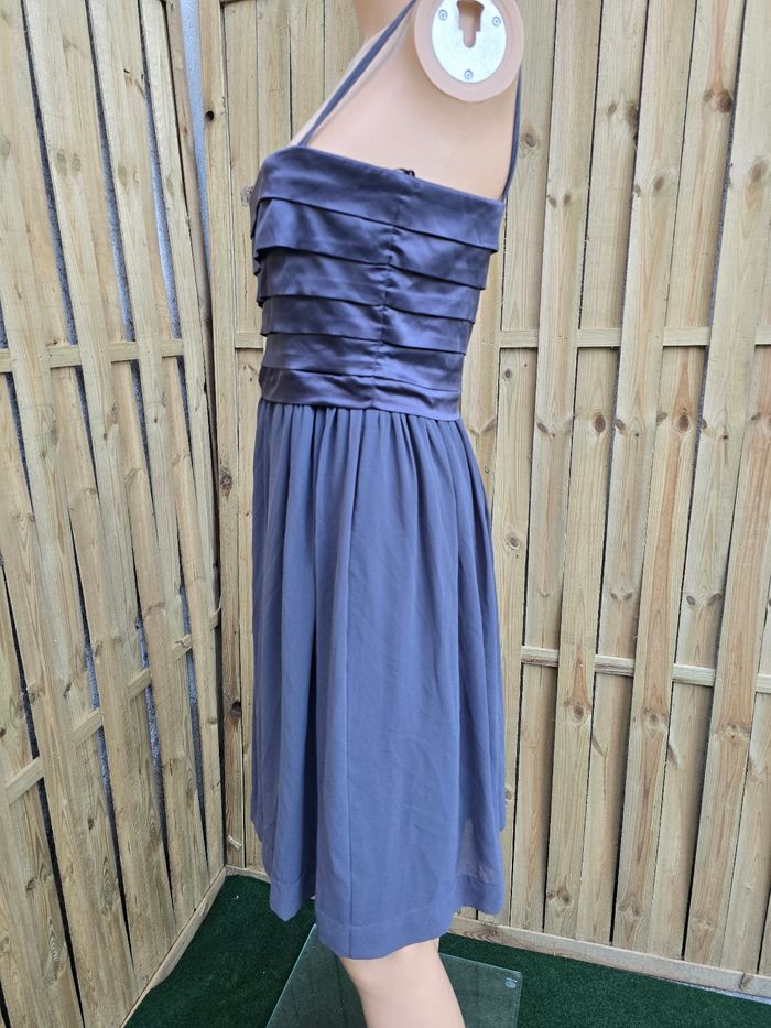 Robe neuve satinée voilage 🍒zara🍒taille 38 non négociable - photo numéro 4