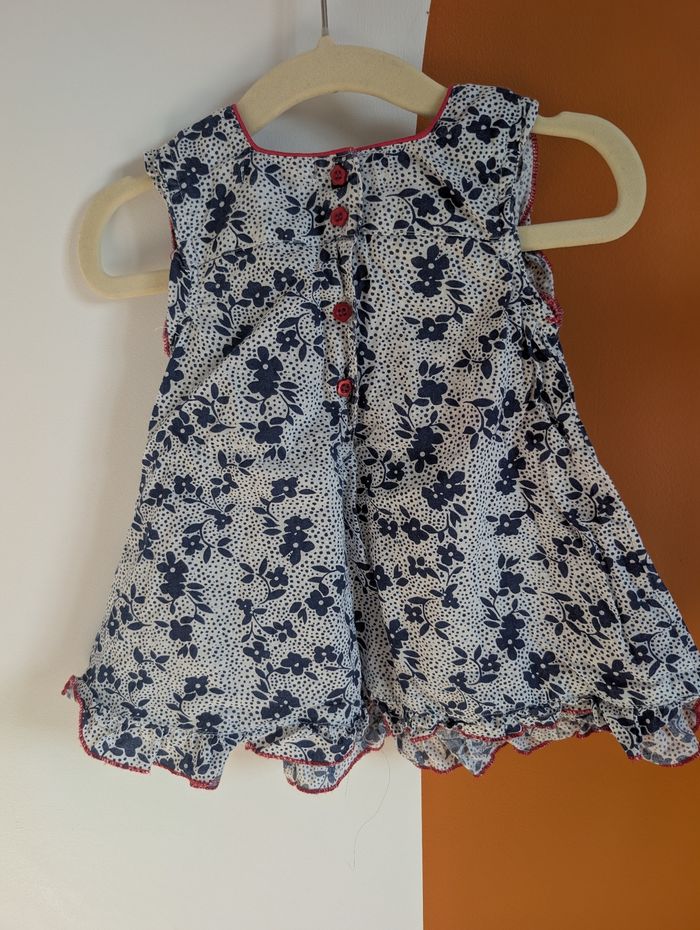 Robe à fleurs - photo numéro 3