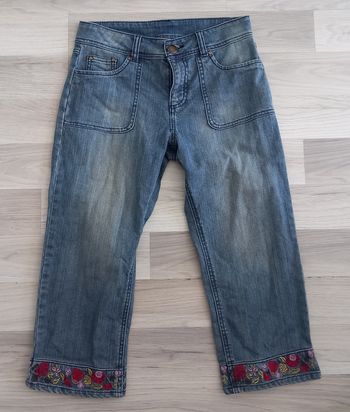 Pantacourt jean femme avec motifs fleurs Kiabi Woman taille 38
