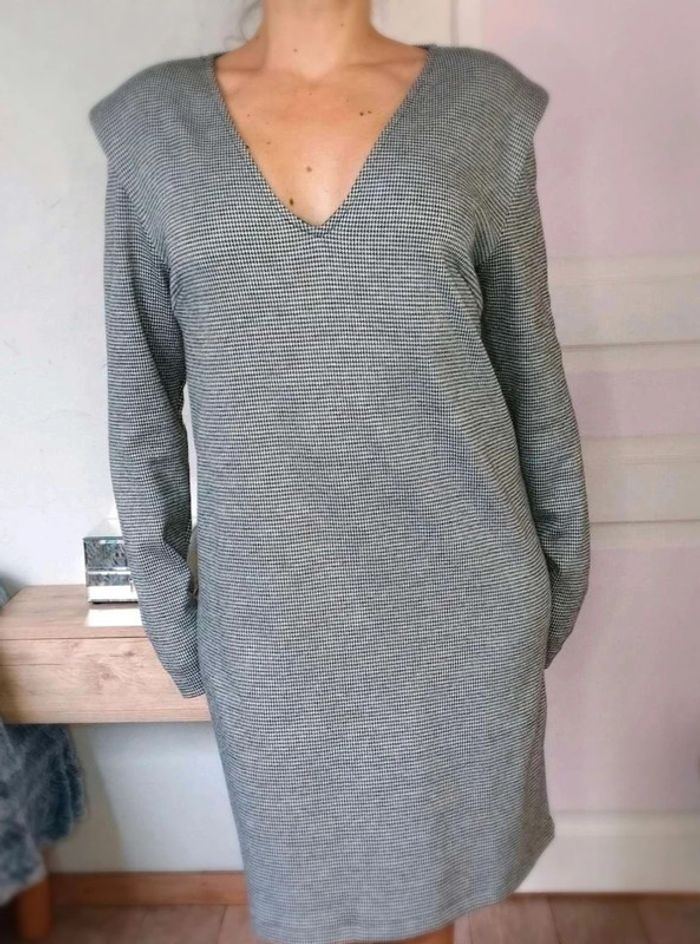 Robe  Pied de  poule  -  Kiabi - 42/44  =  XL  -  Comme Neuve - photo numéro 2