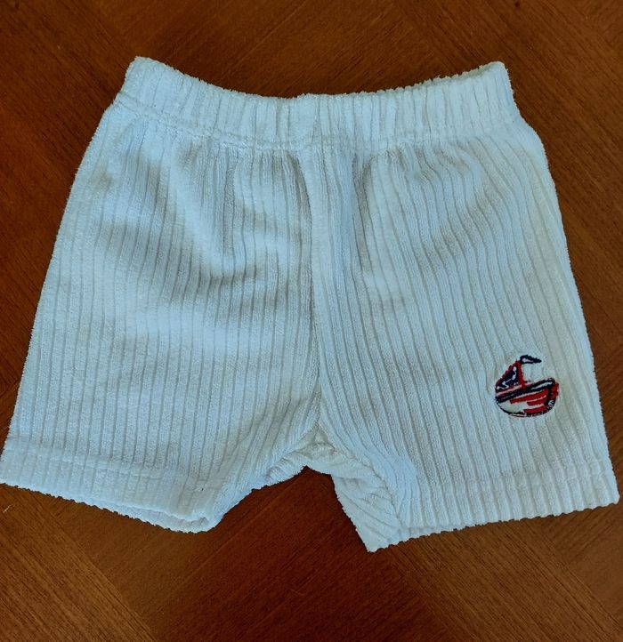 Short bébé 3 mois