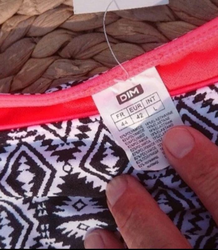 Bas de maillot de bain 👙 DIM graphique - photo numéro 3