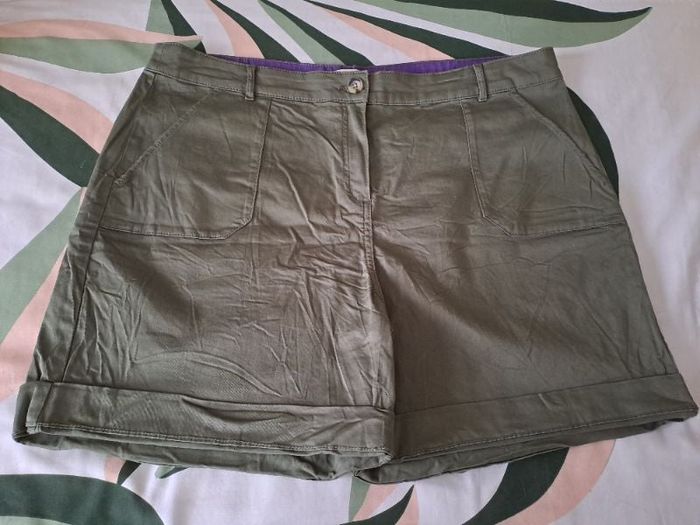 short kaki gdm 46