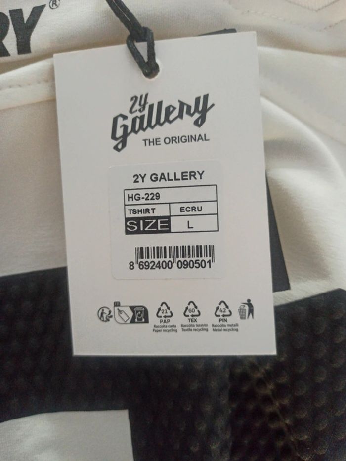 T-shirt 2y gallery - photo numéro 5