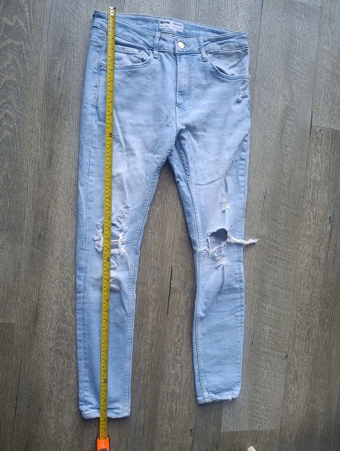 Jean Bershka troué - effet délavé tendance - photo numéro 8
