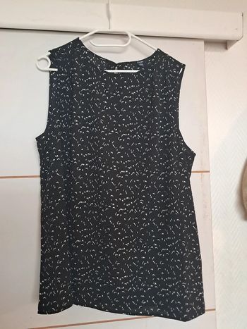 Blouse légère sans manche taille xl neuve