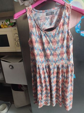 #kytie20ansgarcon. Robe sans manche taille 10 ans