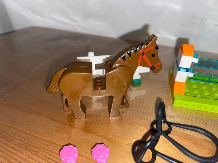 Lot de + de 150 pièces lego sur le thème de l’équitation. - photo numéro 6