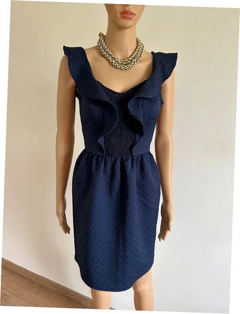 Robe bleue marine sans manches avec dentelle Naf Naf taille 34 jamais portée