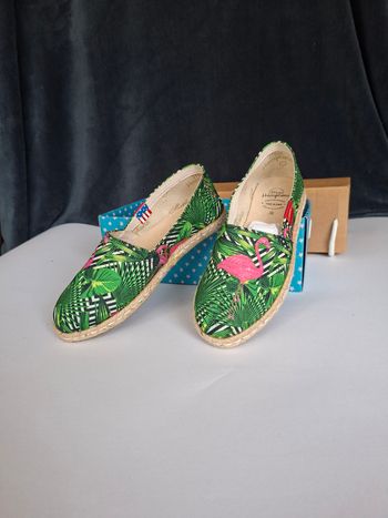 Espadrilles Miss Hamptons neuves – T38 – boîte