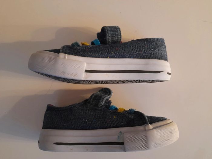 Chaussures garçon pointure 22 - photo numéro 2