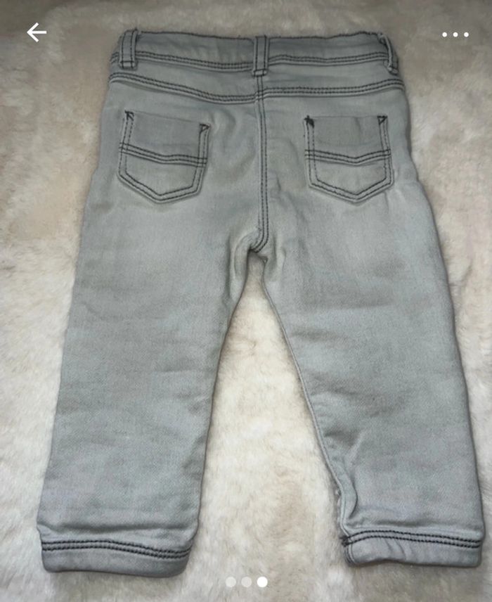 Jeans fille 9 mois - photo numéro 2