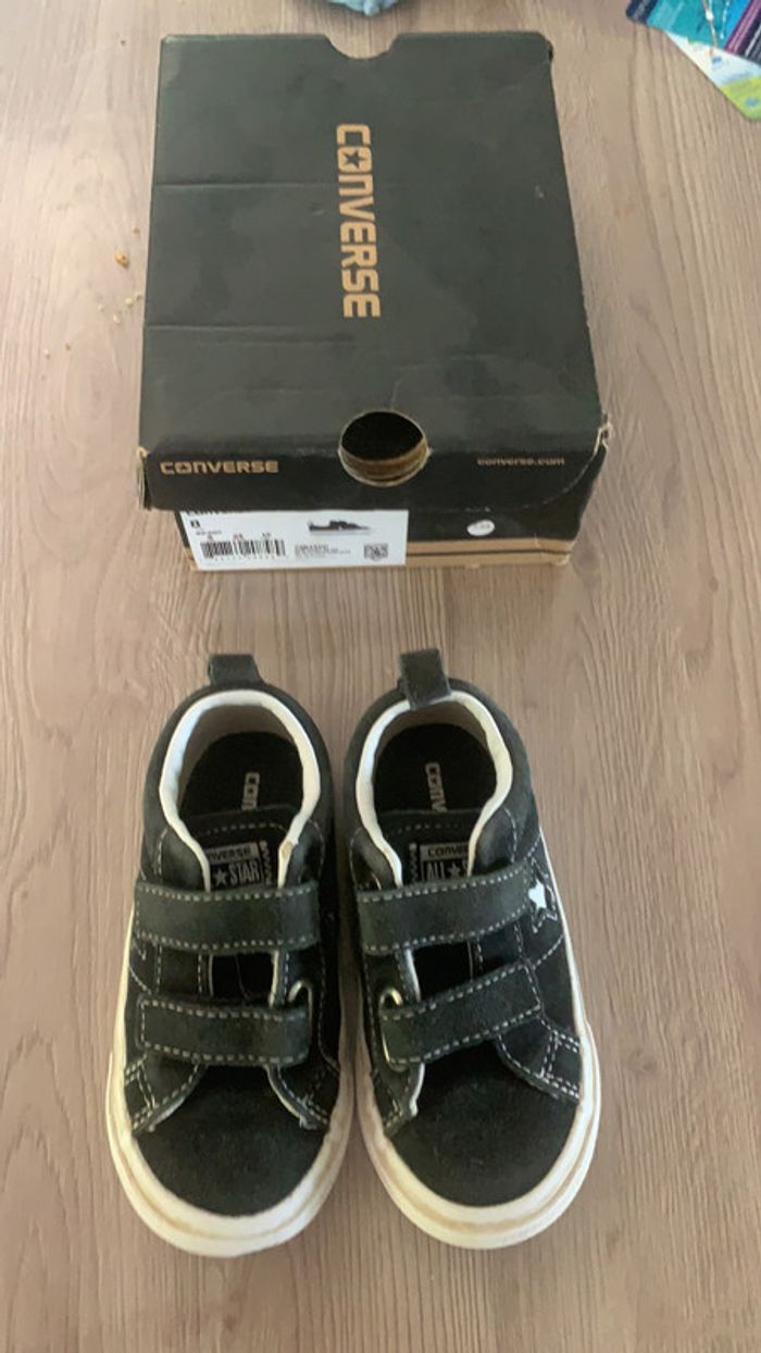 Converse noires pointure 24