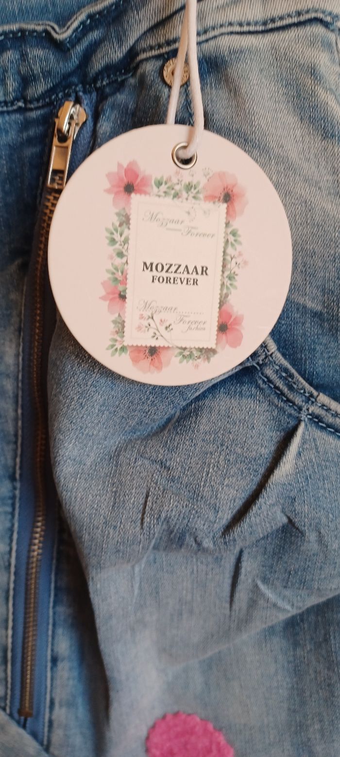 Très joli jeans avec des fleurs femme T XS - photo numéro 7
