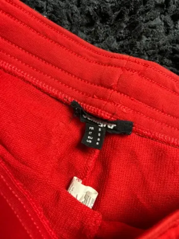 Short femme rouge - photo numéro 2
