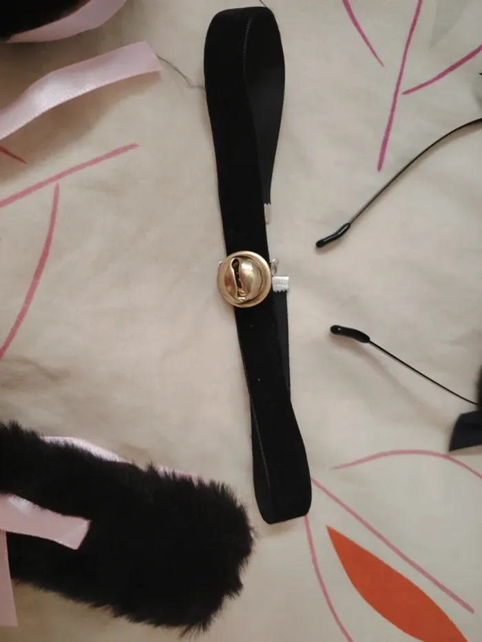 Déguisement cosplay sexy chat avec clochettes - photo numéro 5
