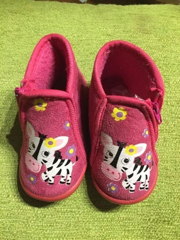 Chaussons fuchsia Zèbres 20