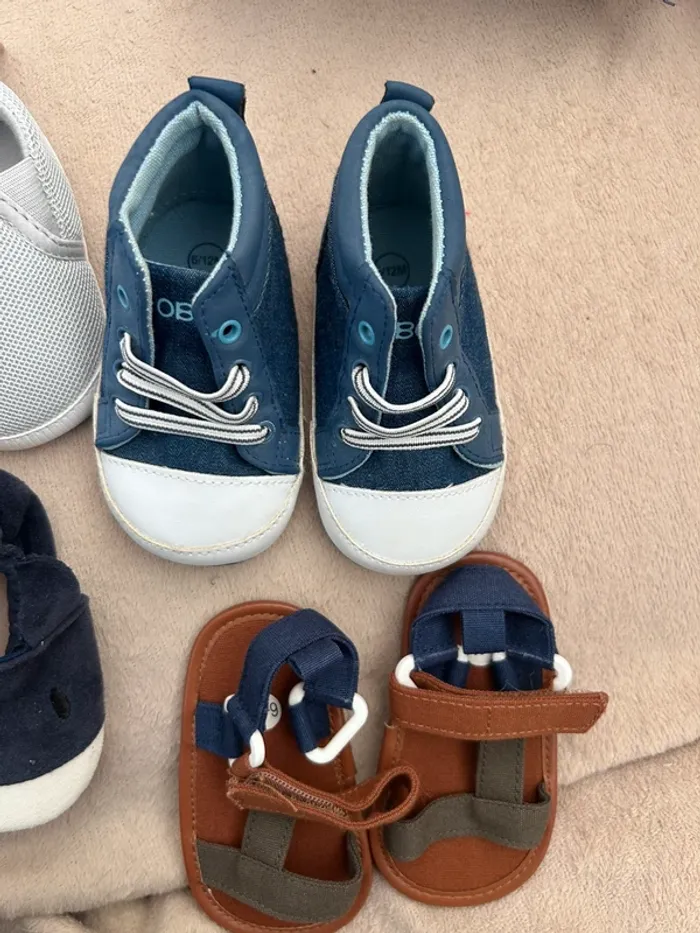 Lot chaussures bébé - photo numéro 2