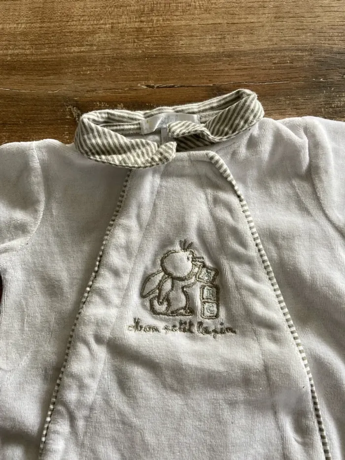 Pyjama 1 mois . - photo numéro 3