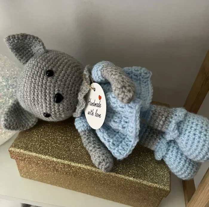 🐱 Peluche chat au crochet – Fait main 🧶 9-12 mois / 74 cm Neuf avec étiquette· - photo numéro 2