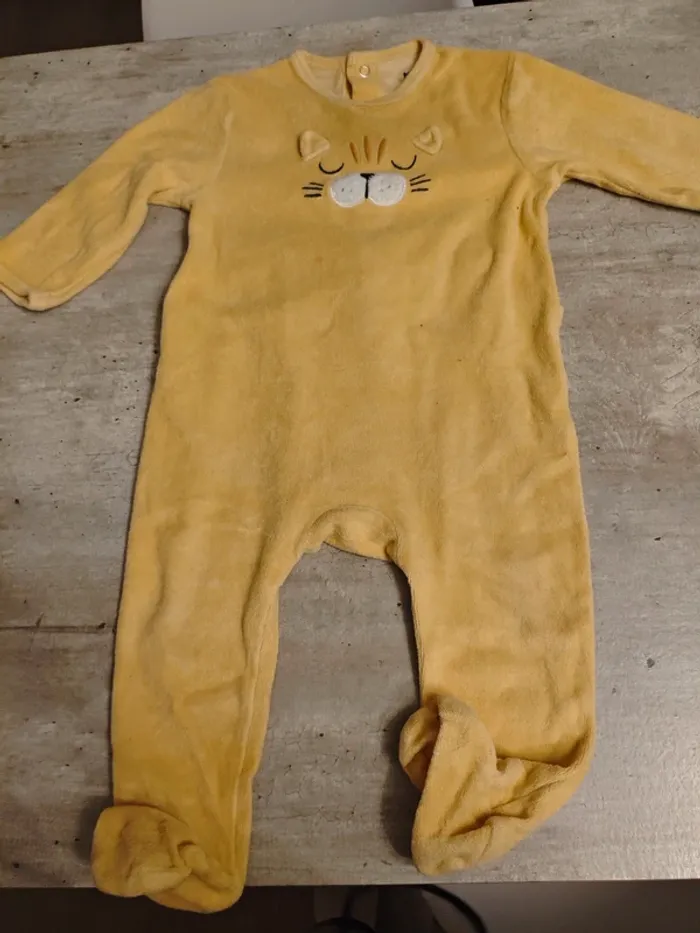 Pyjama Kiabi 12 mois