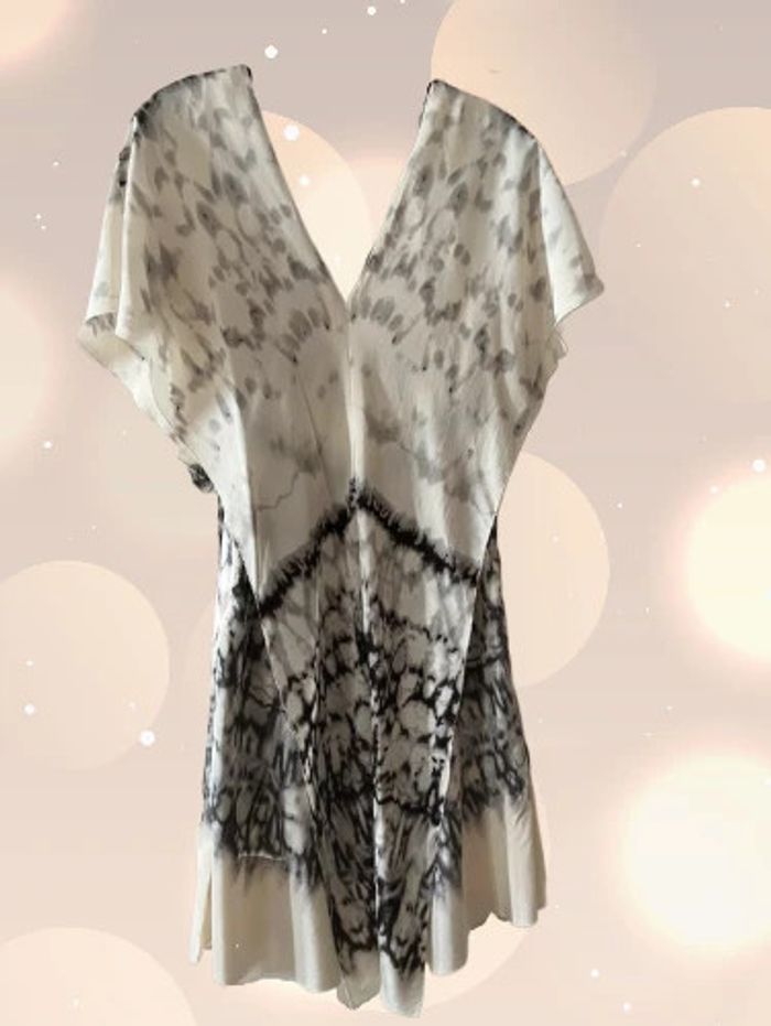 Robe cocktail 100% soie rare by Max Azria  - BCBGmaxazria