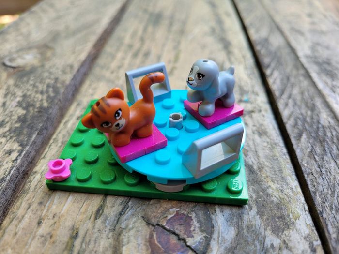 Lego friends 41085 et 41089, La clinique vétérinaire et le petit poulain, complet avec notice - photo numéro 7