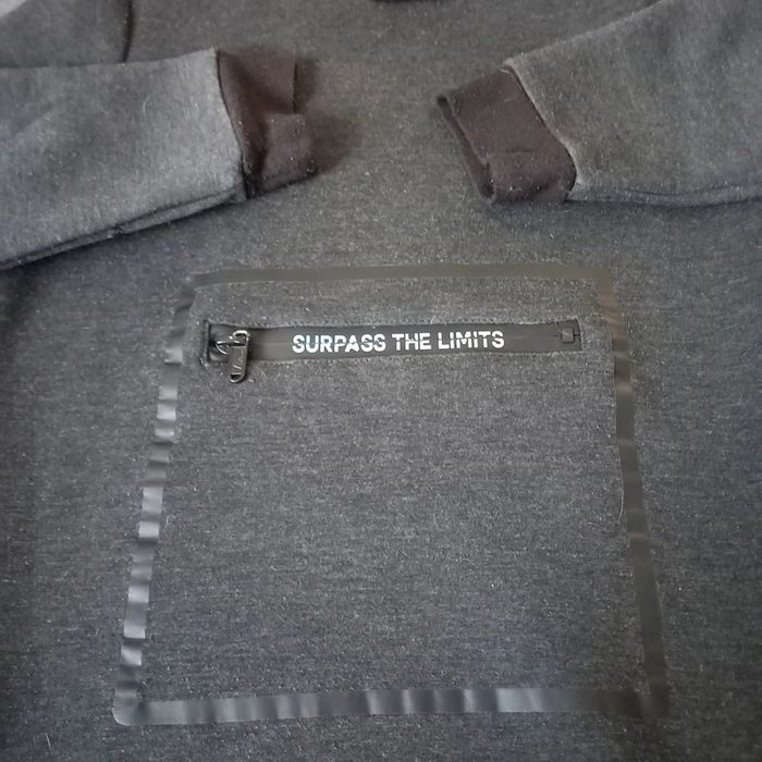 Sweat poche zippée - photo numéro 2