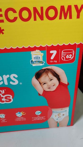Couches pampers taille 7
