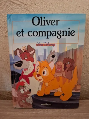 Livre Disney Oliver et compagnie