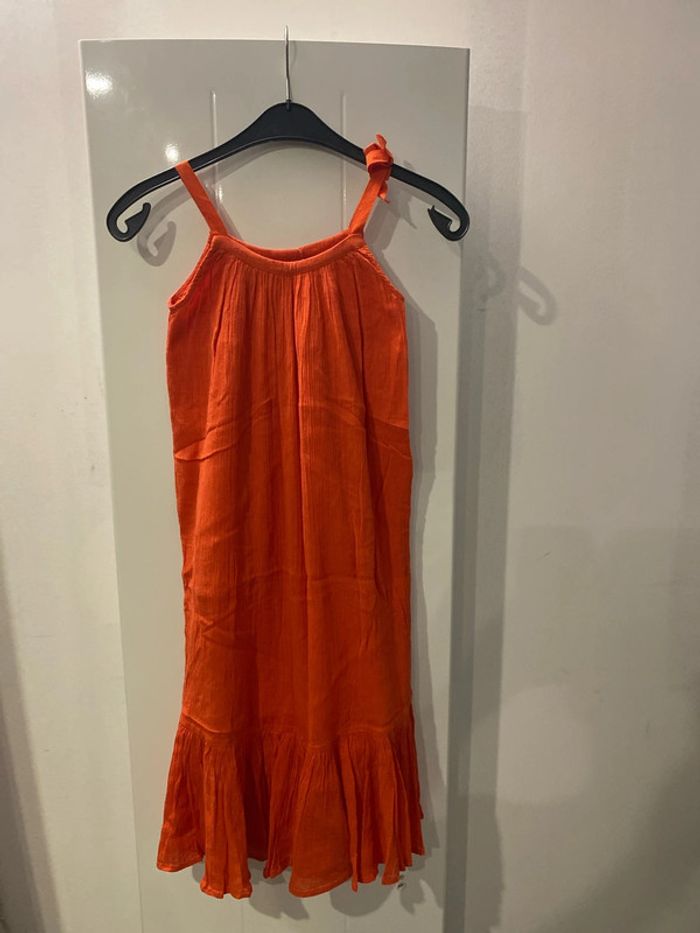 Robe orange a bretelle