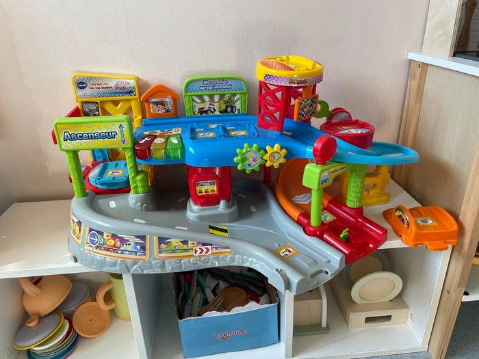 Mon premier garage interactif  VTECH - photo numéro 2