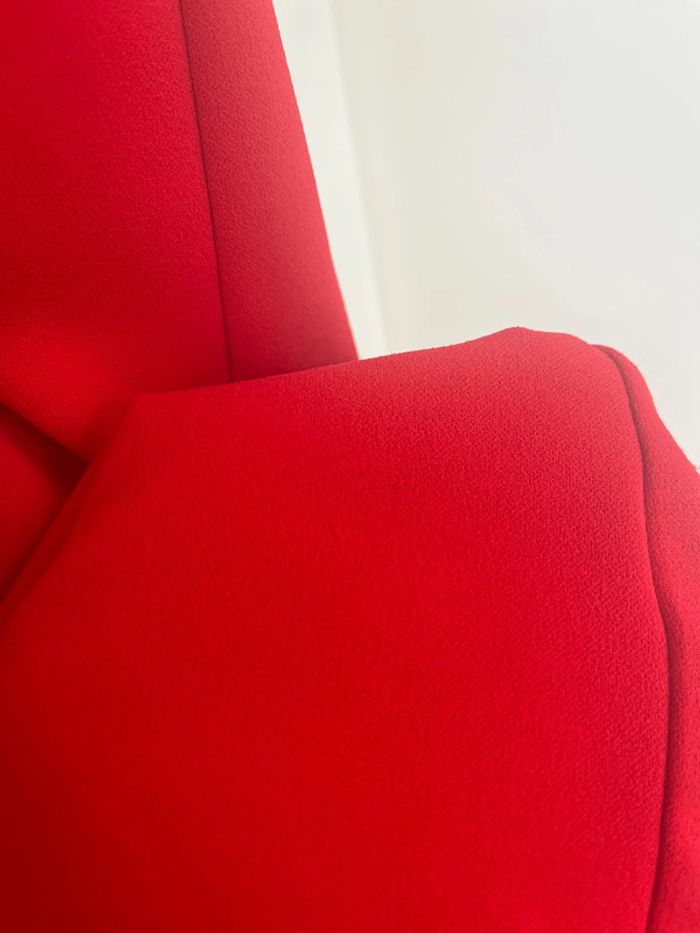 Robe rouge Quinze Heures Trente Paris - photo numéro 11