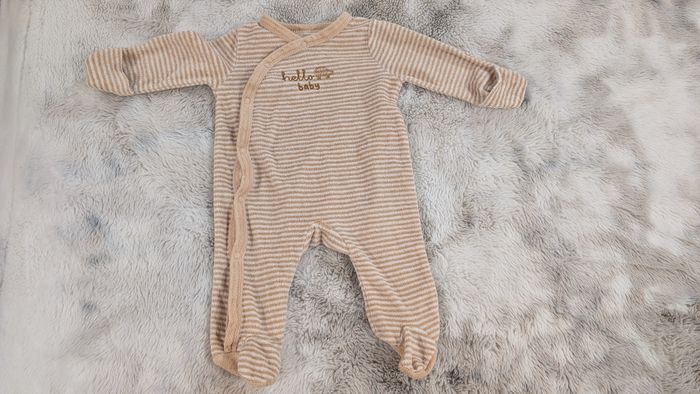 Pyjama In extenso taille 1 mois