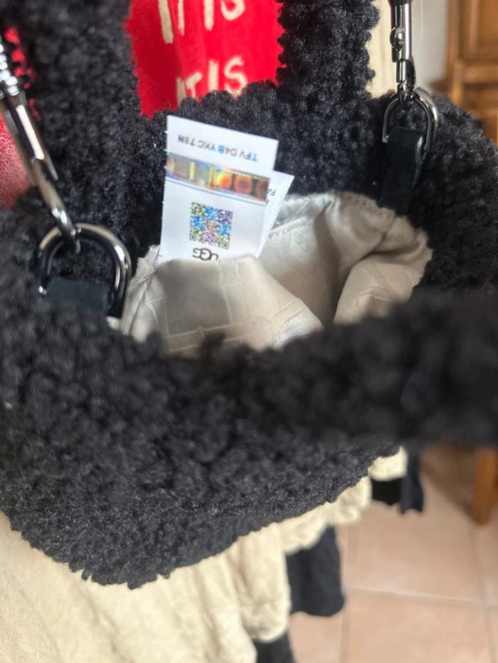 Petit sac Ugg moumoute - photo numéro 5
