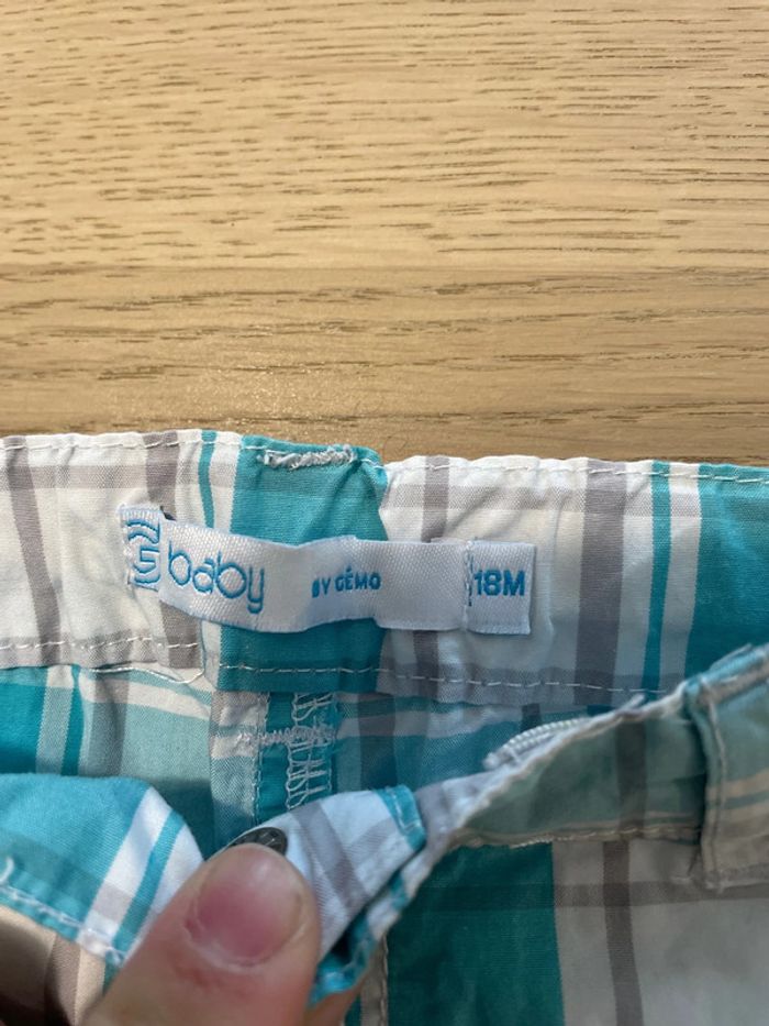 Short blanc et turquoise gémo 18 mois - photo numéro 2