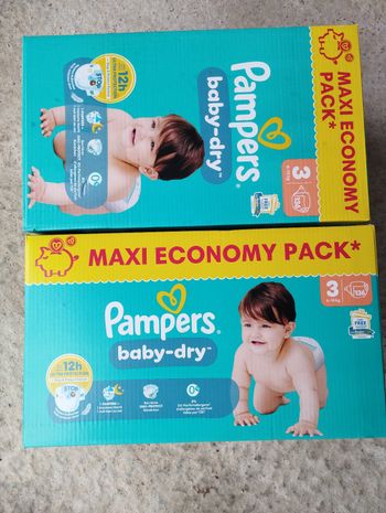 Couches Pampers baby dry taille 3